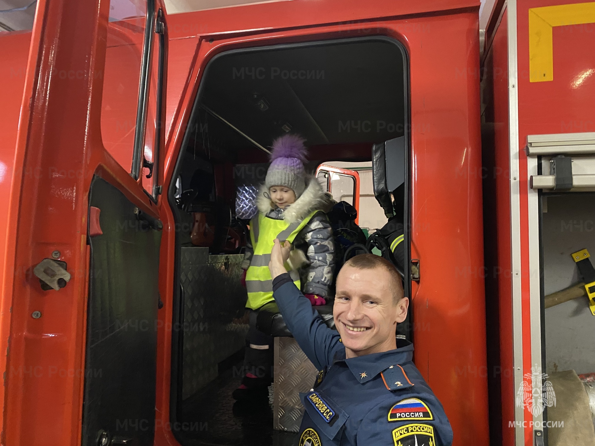 В пожарную часть с «Улыбкой» | 13.02.2023 | ЛенОбласть - БезФормата